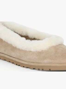 UGG Zora Ballet Flat Suede Shearling Sand Slippers Women's Size 6 NWT Athleisure
